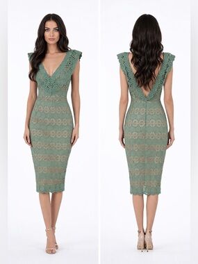 Scalloped Lace V-Neck Midi Dress in Sage Green